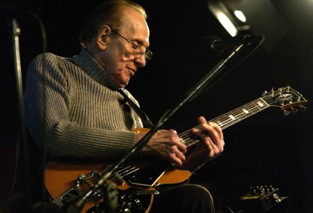 Les Paul playing guitar