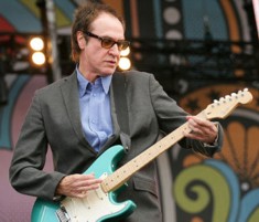 Ray Davies to play Glastonbury