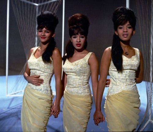 The Ronettes on Thank Your Lucky Stars