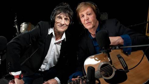 Ronnie Wood and Paul McCartney