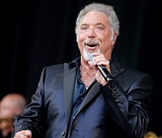 Tom Jones on Jools Holland